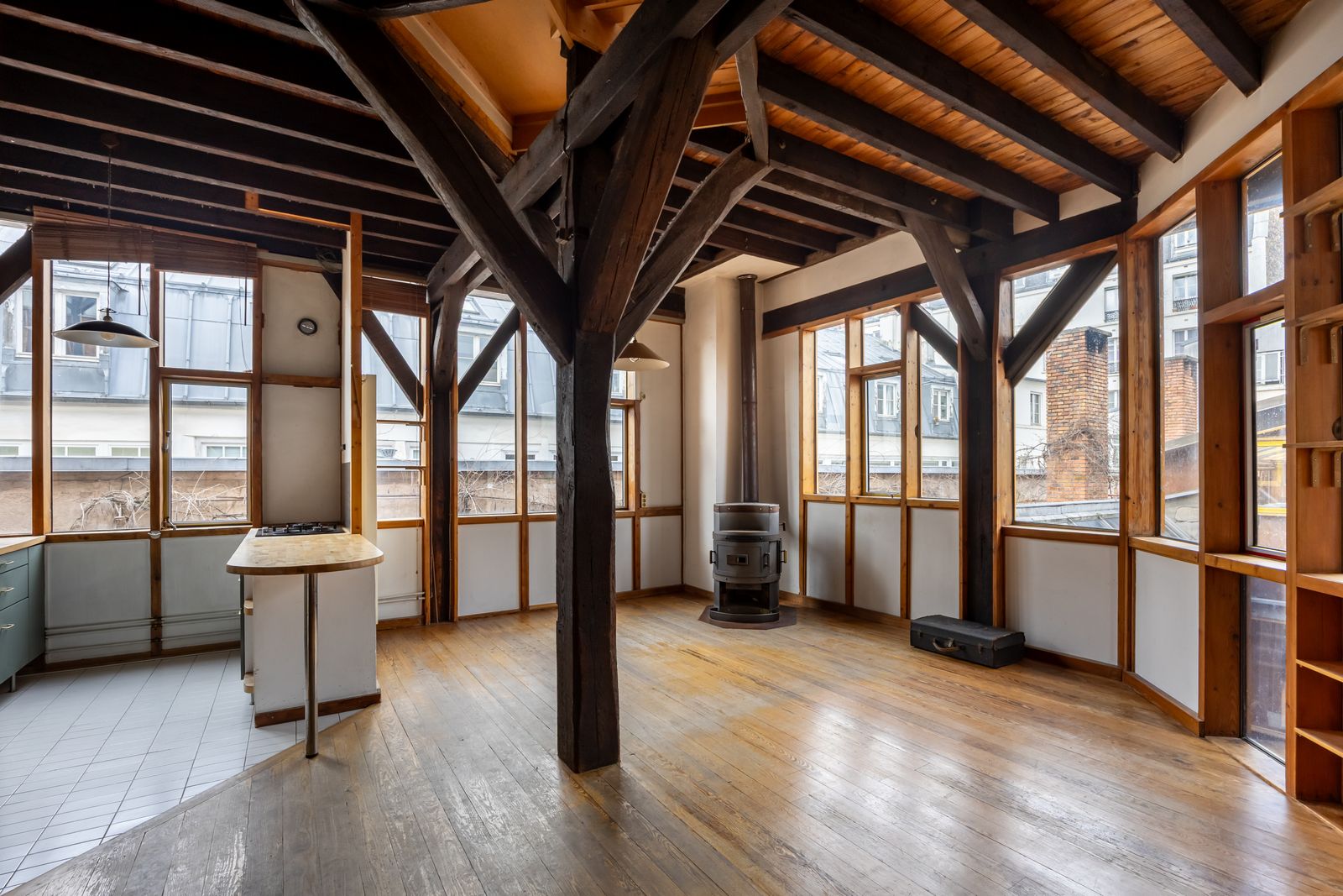 Duplex parisien dans un ancien lavoir du XIXe siècle