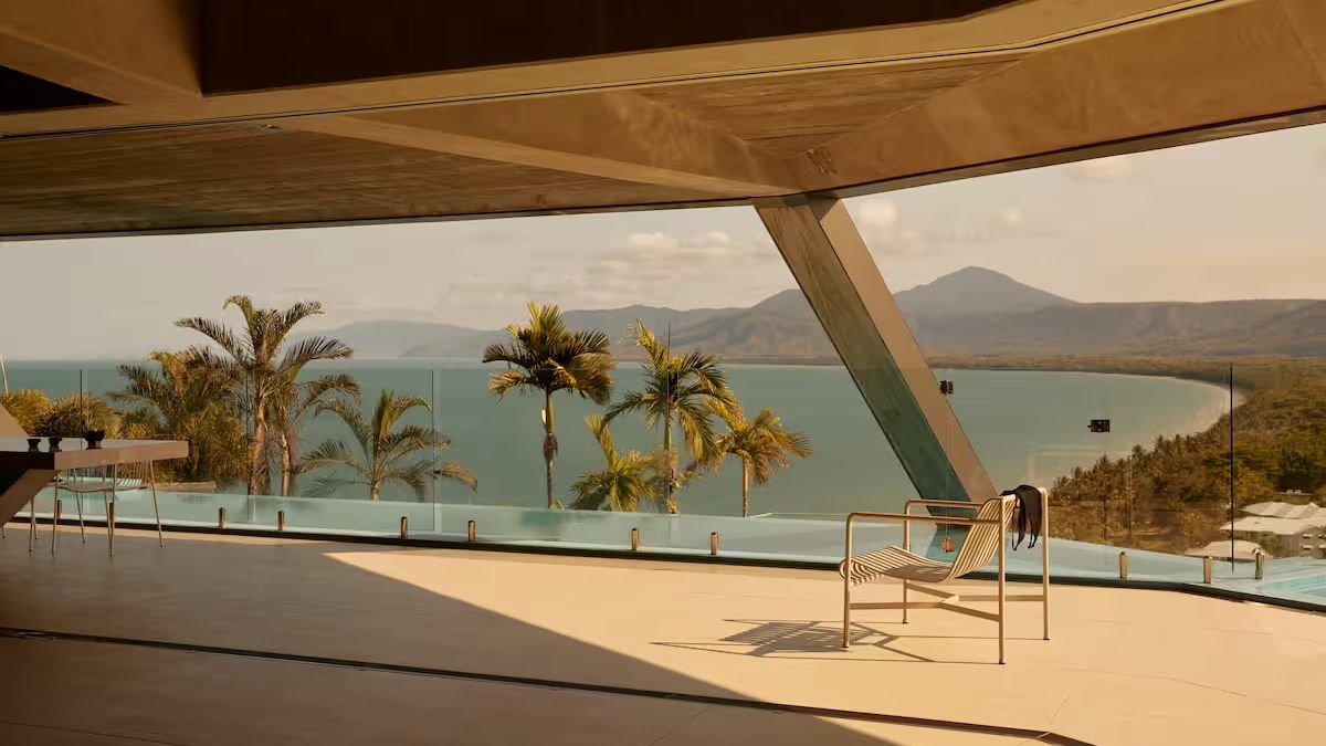 Bu Yaz Avustralya Kıyılarında Kiralanabilir Minimalist ve Cennet Gibi Bir Tatil Evi