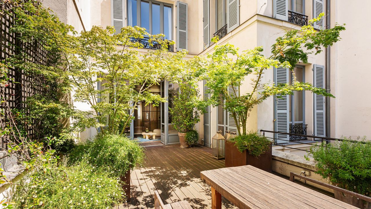 Paris'te 8 Milyon Euro'dan Fazla Değere Sahip Daire Nasıl Görünüyor?