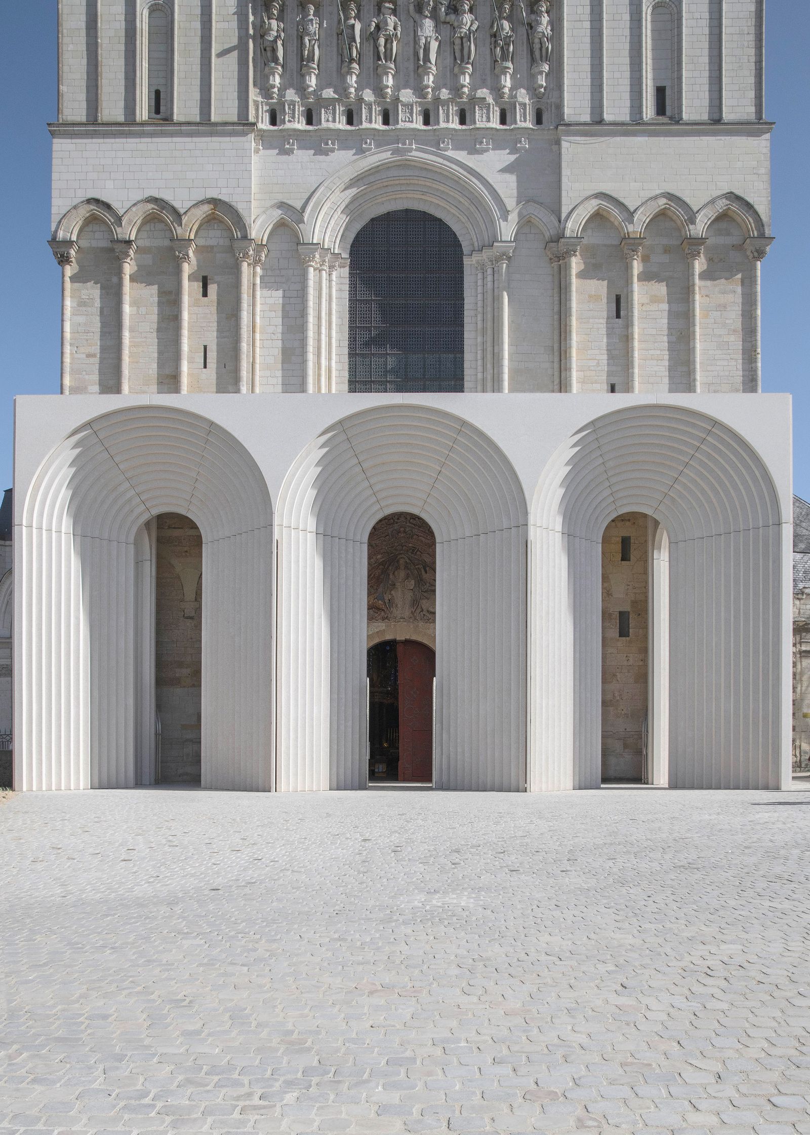 Nouvelle galerie contemporaine cathdrale Angers par Kengo Kuma.