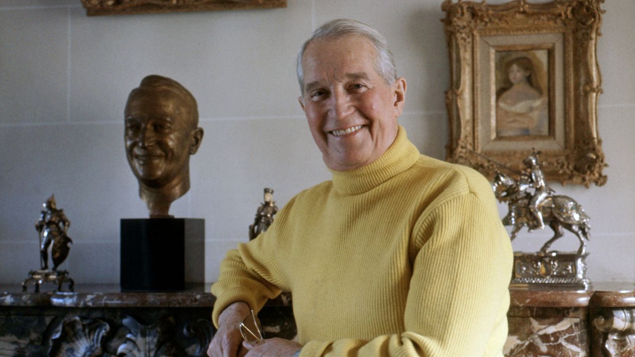 Maurice Chevalier'in Marnes-la-Coquette'teki özel parkında 600 m2'lik evi
