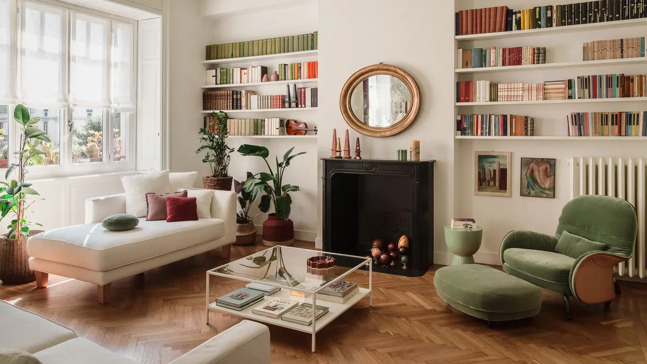 1920'lerde Milano'da bir daire: Kusursuz renk uyumuyla yeniden tasarlandı