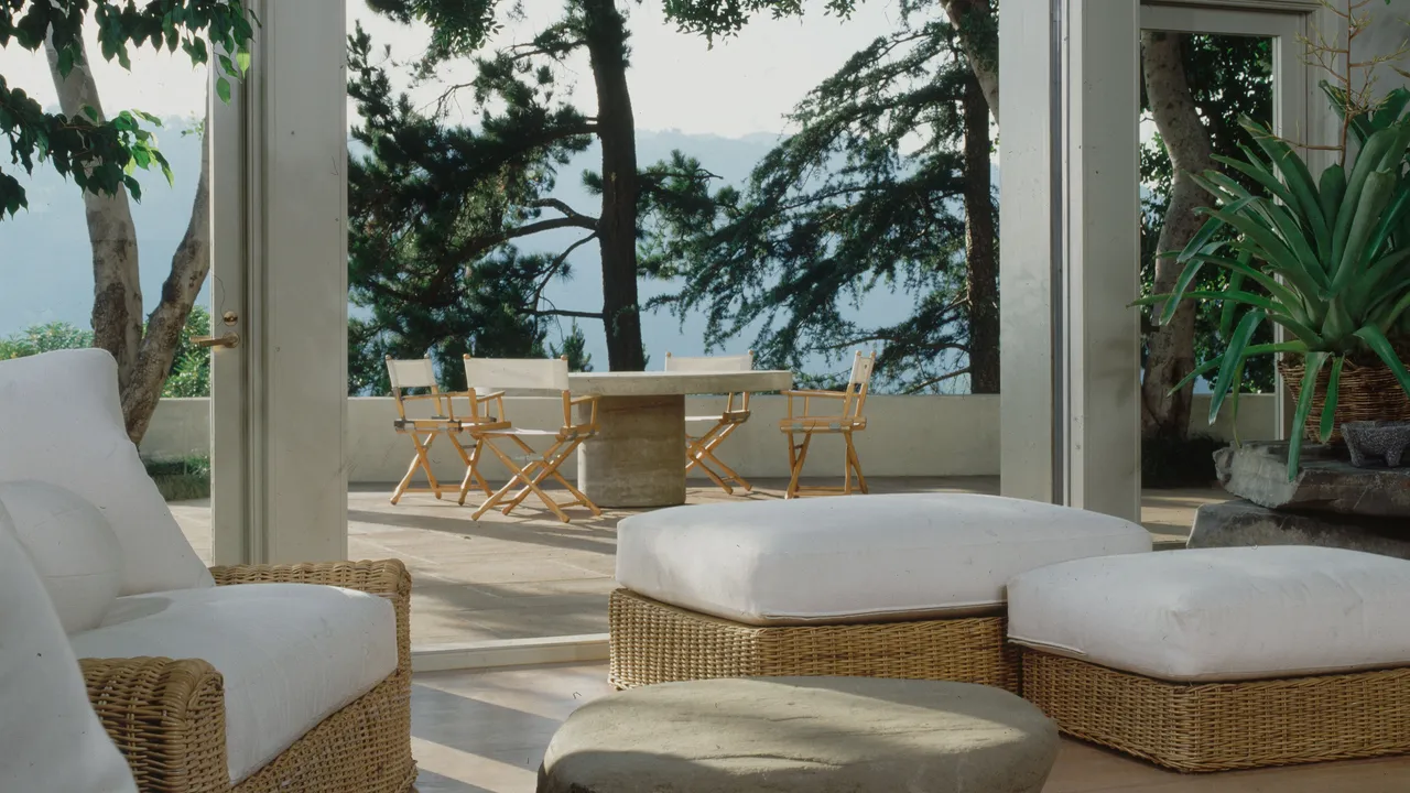 RH Estates, Amerikalı Tasarımcı Michael Taylor’ın Klasik Tasarımlarını Yeniden Yorumluyor