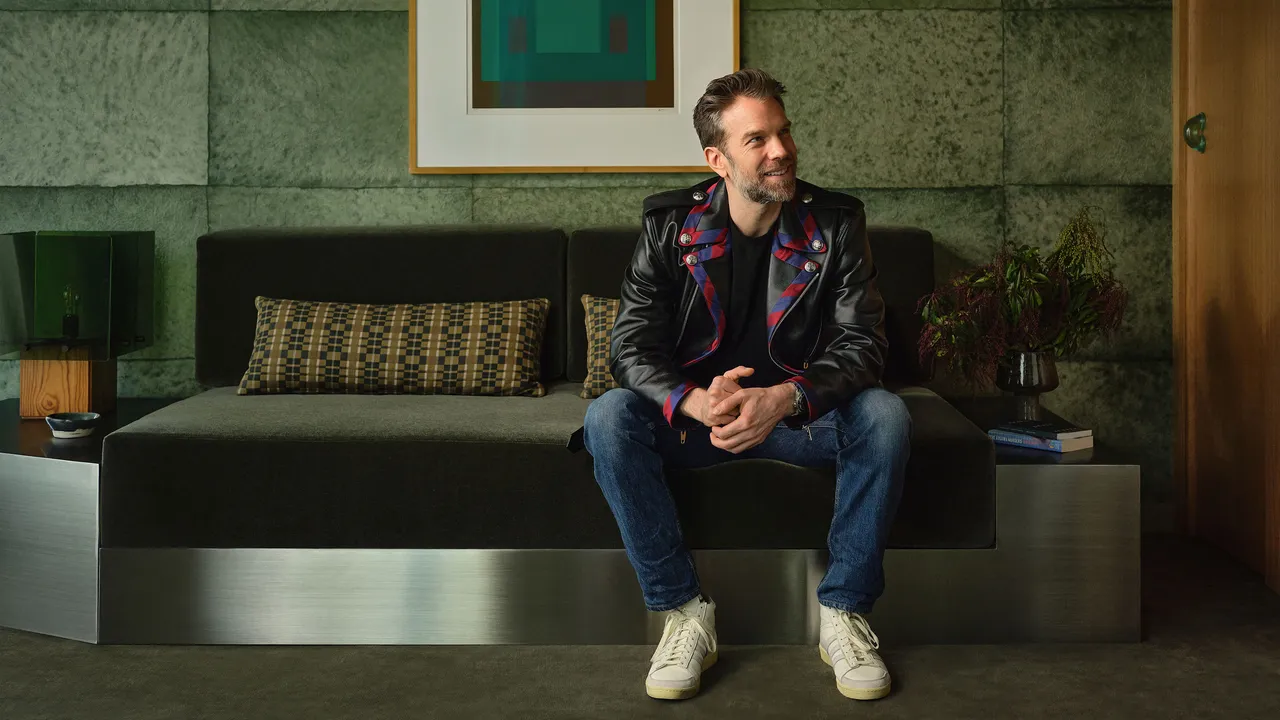 Anthony Jeselnik'in Sanat, Tasarım ve Eksantriklik Arasındaki Yolculuğu