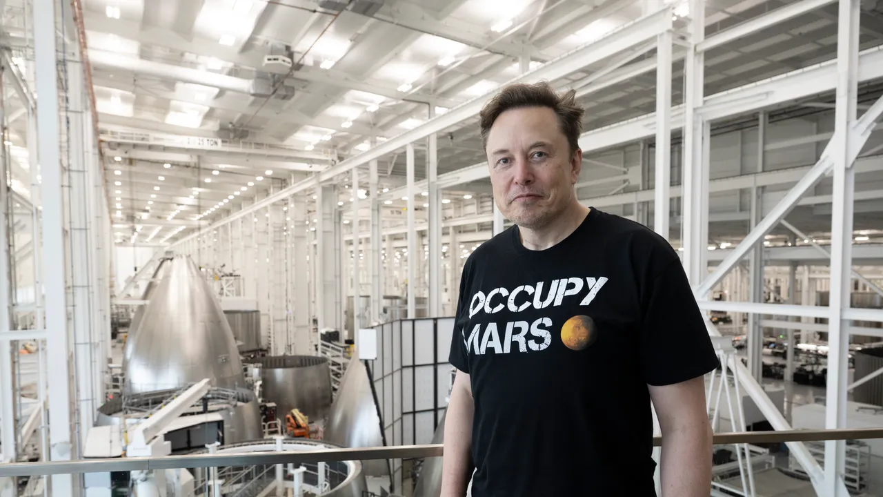 Elon Musk dünyanın en büyük binasını inşa etmek istiyor: Bilim kurgu filmlerine yakışır bir proje