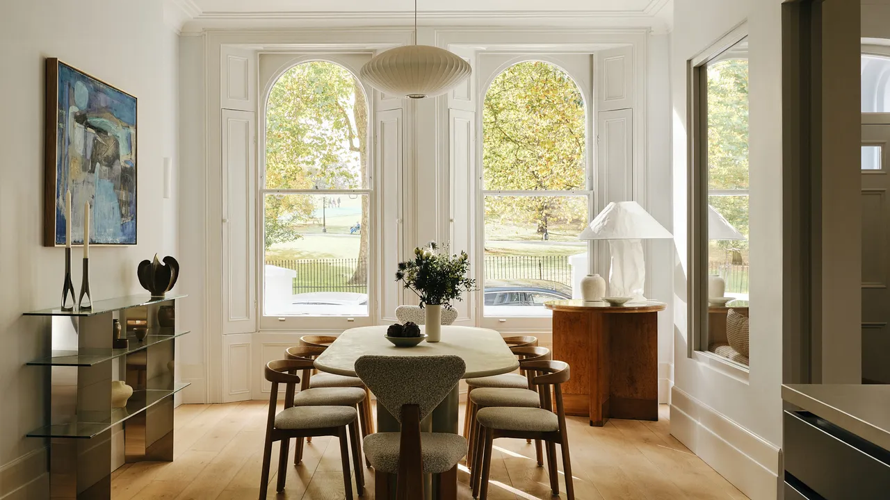 Londra'da Regent's Park Manzaralı Georgian Tarzı Ev: Modernizm ile wabi-sabi Arasında