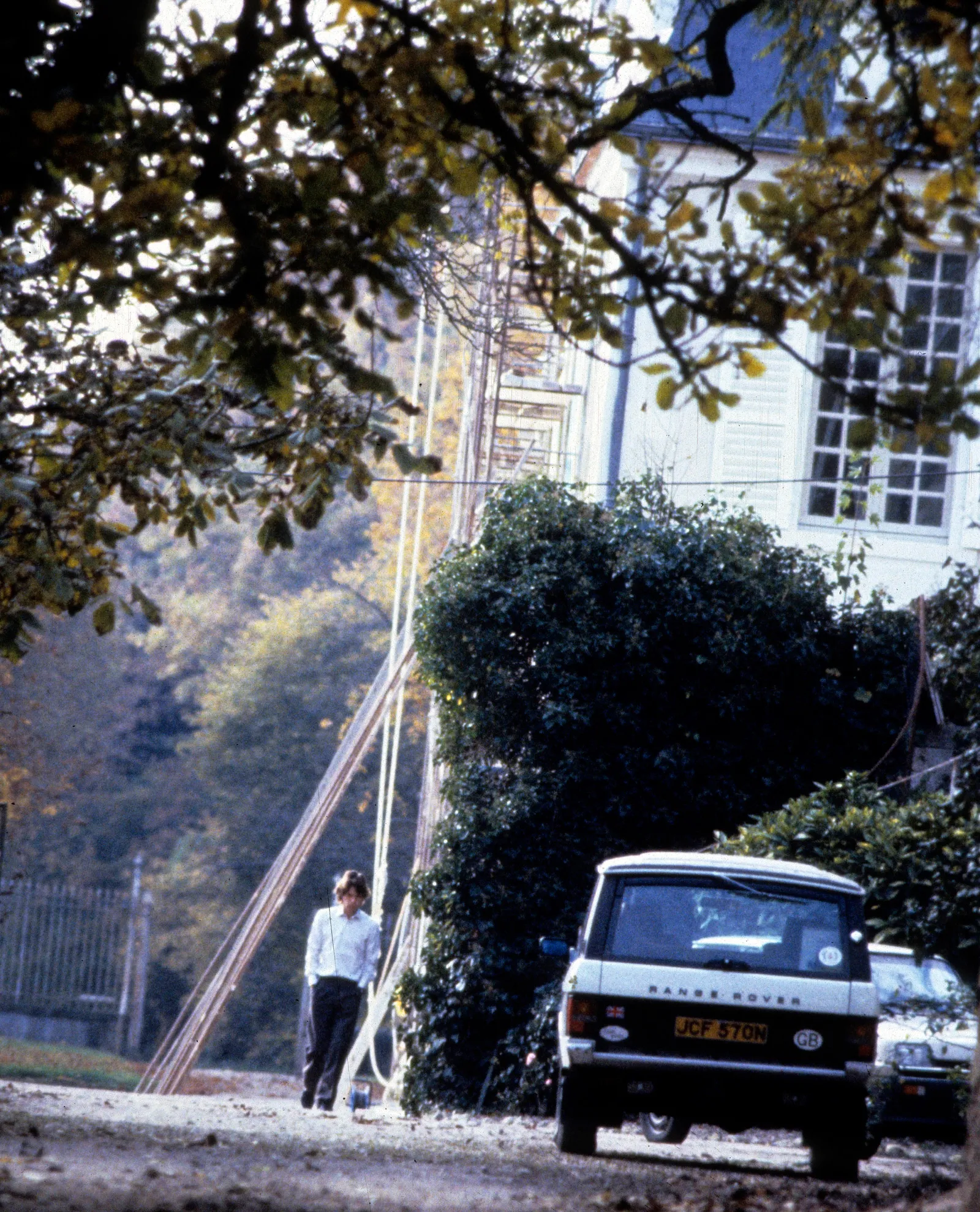 mick jagger chateau touraine la fourchette facade exterieure et voiture